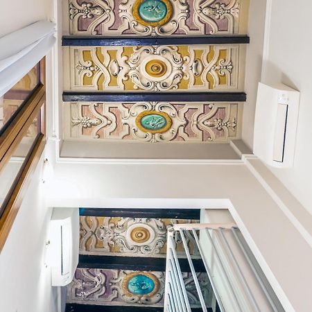 Апартаменты Charming Frescoed Loft Болонья Экстерьер фото